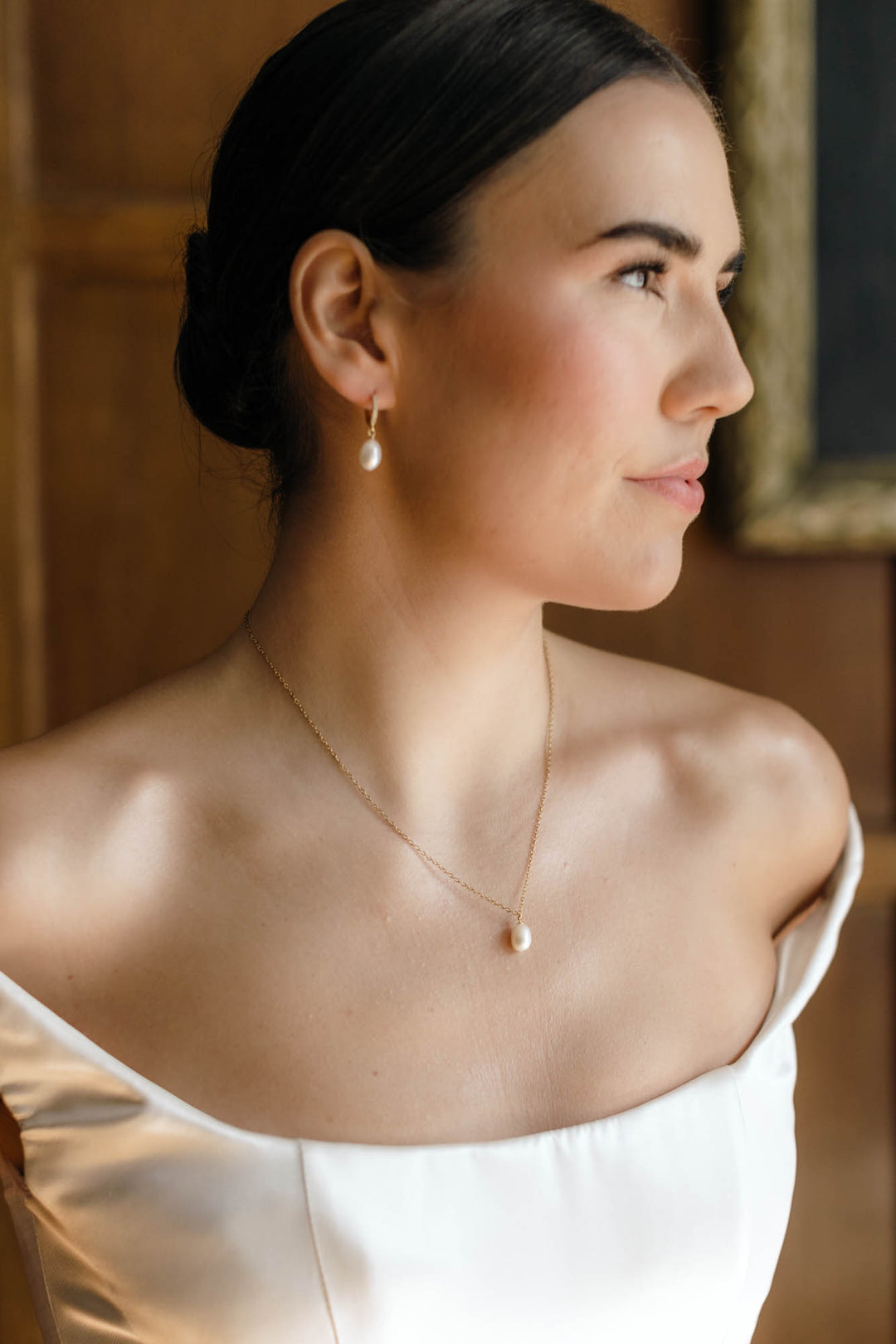 Sophie pearl drop gold chain