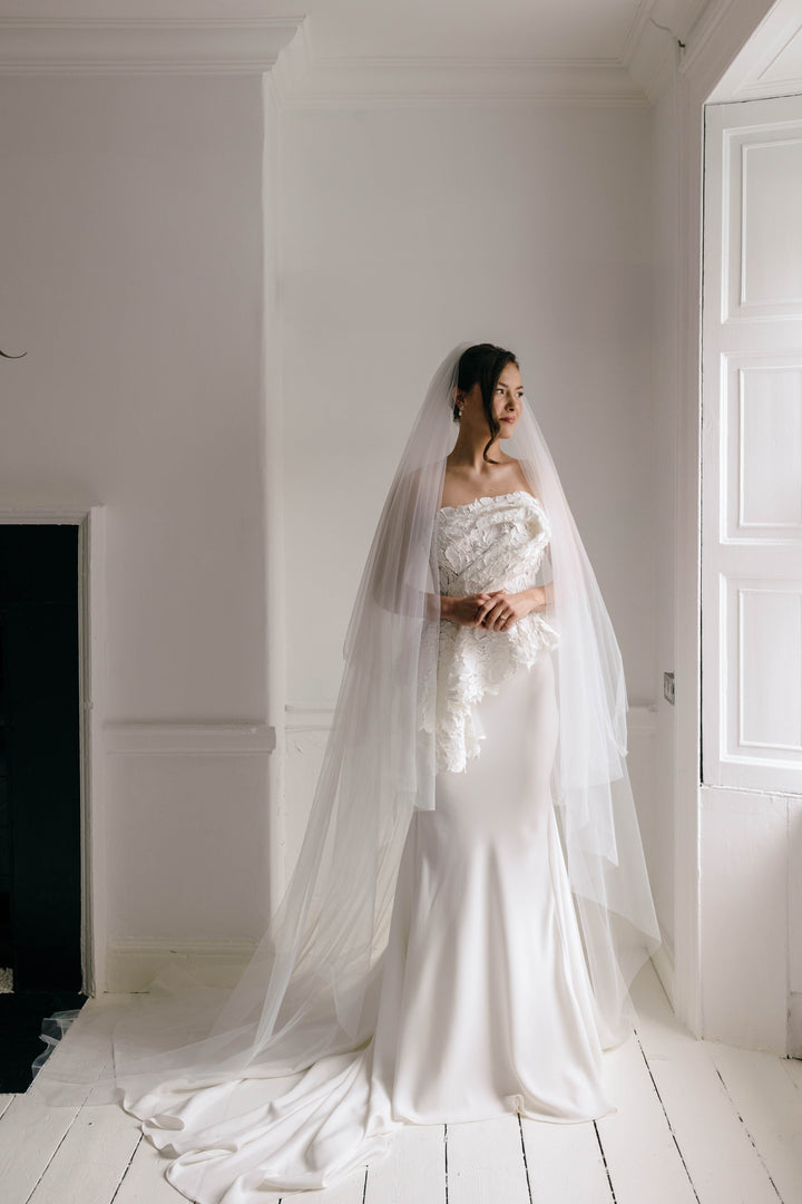 Emelie Blusher Veil
