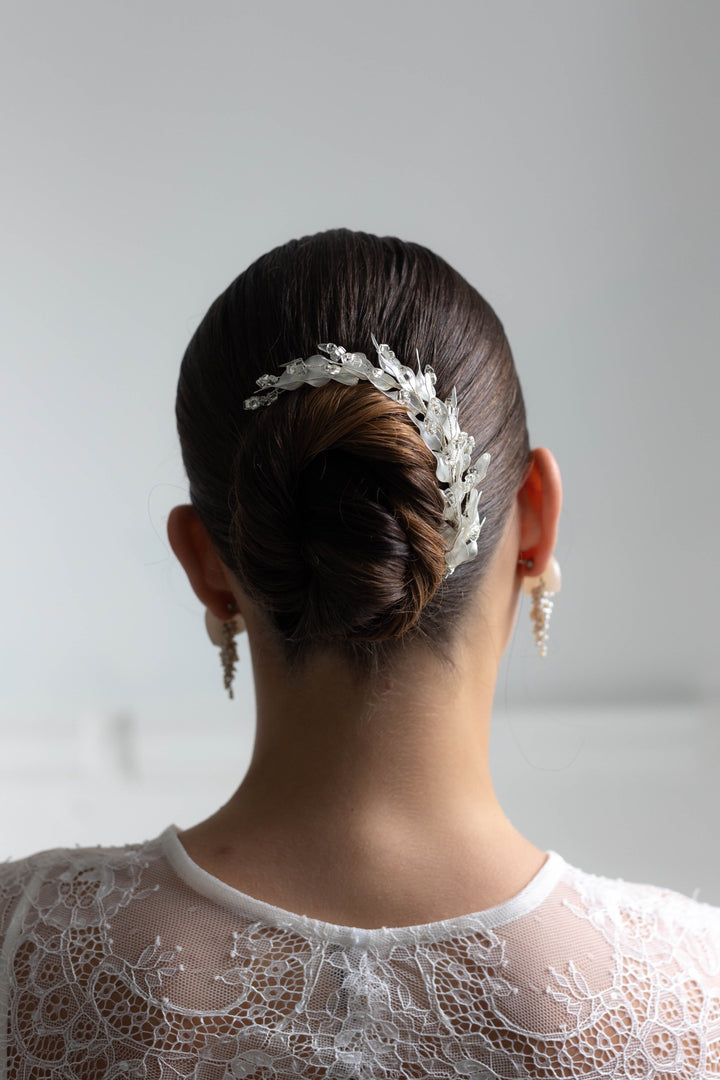 The Aurelia Comb
