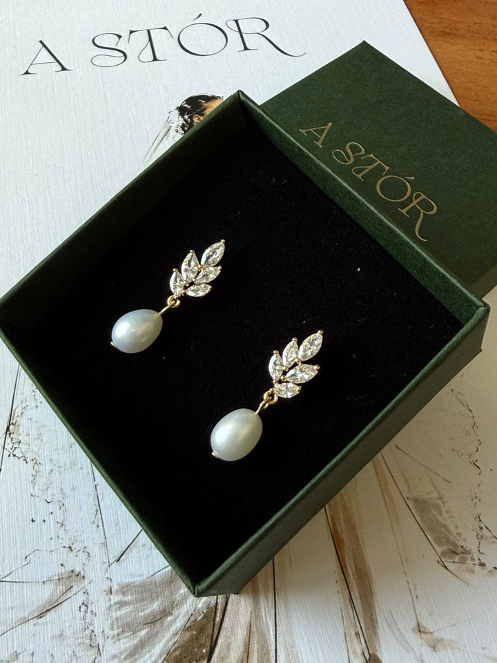 The Elara Earring