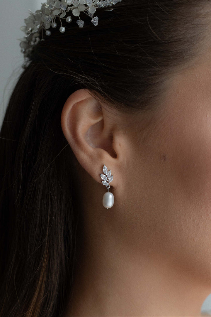 The Elara Earring
